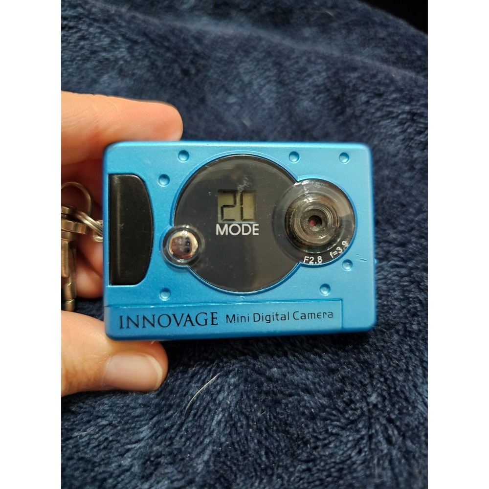 Innovage keychain mini digital camera 2009 y2k tested vtg blue mini pocket